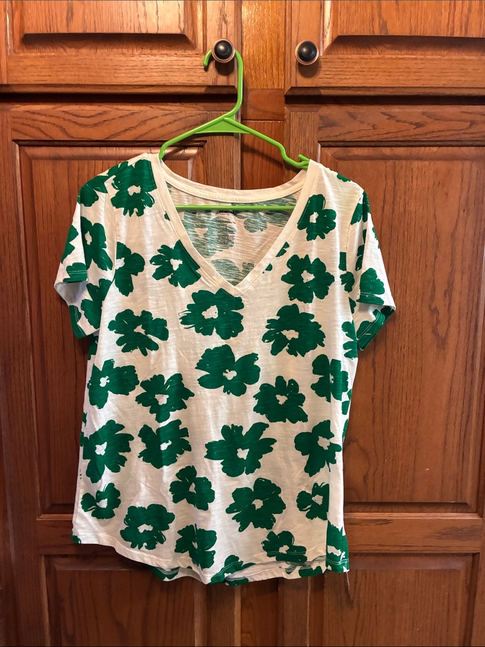 Sonoma White V-Neck Short Sleeve Top with Green Floral Print size L
